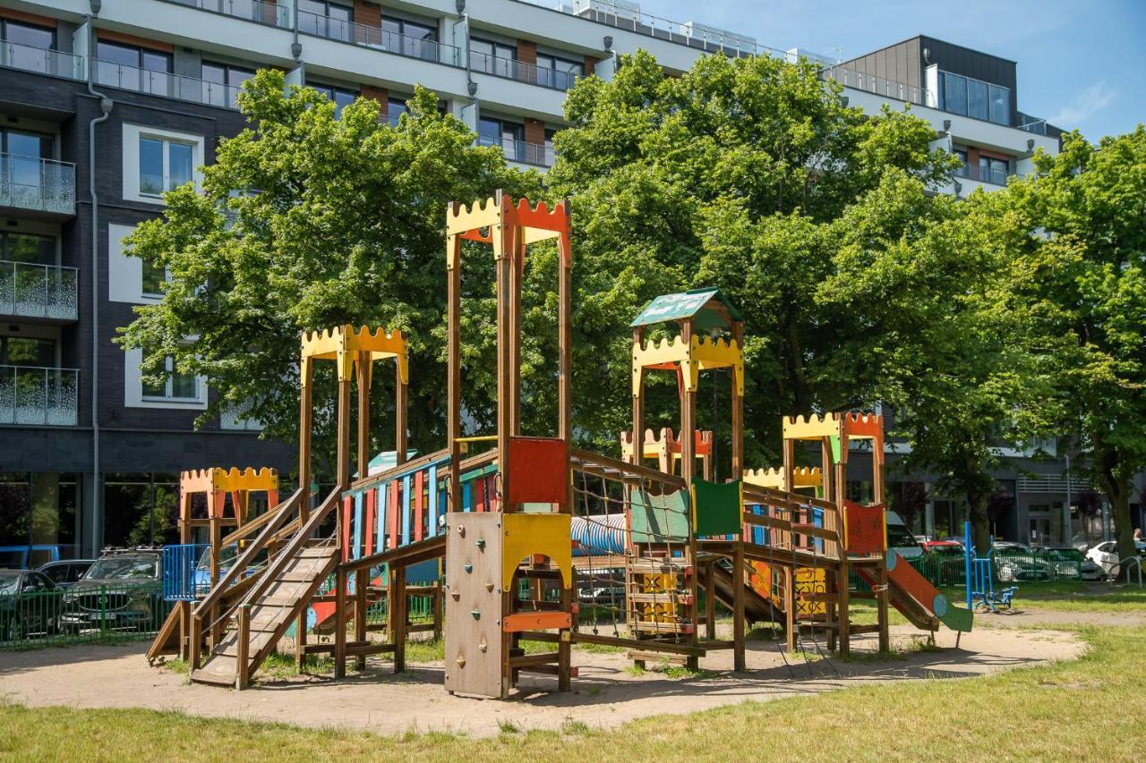 Apartament Tukan B101 Nadmorskie Tarasy - Holiday City Kolobrzeg Luaran gambar